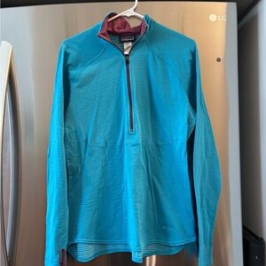 Patagonia Women's Teal Quarter-Zip Pullover with Maroon Collar